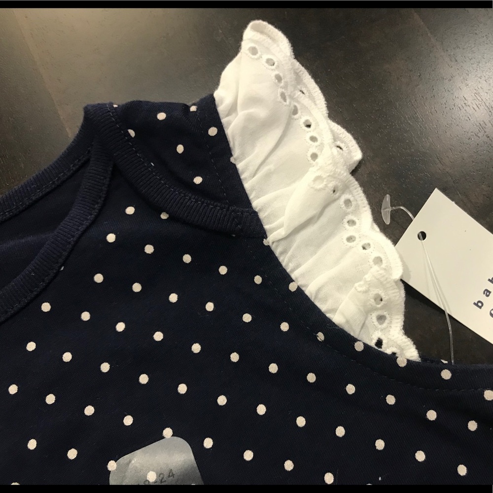 Baby GAP Eyelet Ruffle Bodysuit - Picture 5 of 6